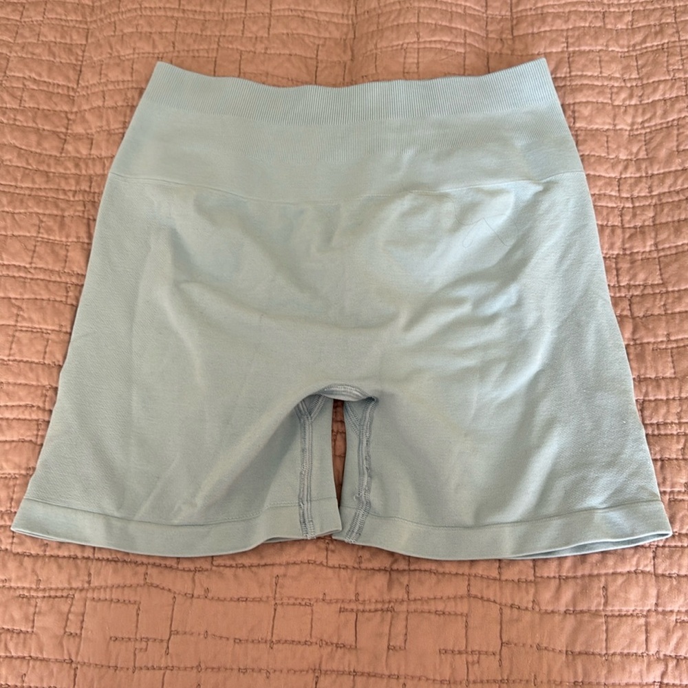 Alphalete biker shorts